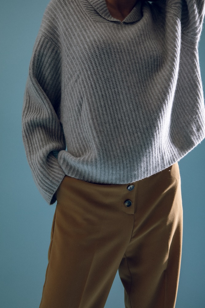 Vee Neck Long Pullover